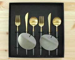 新品 クチポール ゴア グレーマットゴールド デザートセット（ナイフ・フォーク・スプーン） + カトラリーレスト 8点セット ギフトボックス入り Cutipol 正規販売代理店 カトラリー ナイフレスト 箸置き 化粧箱付 結婚祝い プレゼント 贈り物