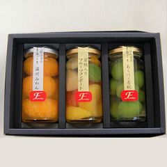 千疋屋 洋梨 白桃 フルーツ 3個セット ギフトBOX - メルカリ