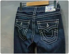 TRUE RELIGION(トゥルーレリジョン) スワロフスキー スキニーフィット デニム パンツ 女性 25in )