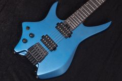 7弦ヘッドレスギター ブルーグラデーション ノーブランド 美品