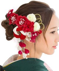 【人気商品】[SOUBIEN] (ソウビエン) 髪飾り 成人式 卒業式 2点セット 赤 白 椿 ピンポンマム 花 フェイクパール つまみ細工 ぶら飾り 藤下がり 髪留め 袴 日本製