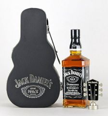 海外限定ギターボックス　ジャックダニエル 700ml 1本入り 海外限定ギターボックス ジャックダニエル 700ml 1本入り - メルカリ