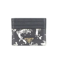 美品 プラダ サフィアーノ レザー 三角ロゴ マーメイド カードケース 二つ折り 財布 コンパクト ウォレット レディース RCE CM13-5【中古】