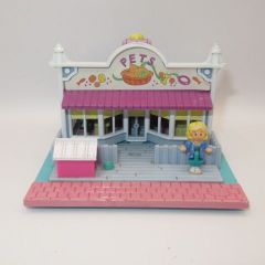 90's Vintage Polly Pocket House Polly Ville Pet Shop Play Miniature Dollhouse Figure Doll Stuffed Animals