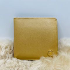 CHANEL シャネル 二つ折り財布 ココボタン ベージュ レザー  財布 二つ折り財布 ユニセックス