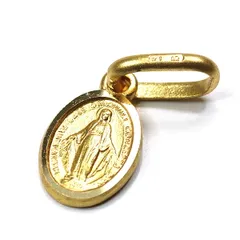 ウノアエレ UNOAERRE K18YG メダイ マリア ペンダントトップ 750YG XSサイズ オーバル 無垢 0.5g 全長約15mm イエローゴールド ペンダントヘッド ブレスレットチャーム お守り 重ね着け 新品