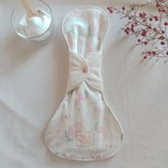 【布ナプキン】無添加コットンフランネルとダブルガーゼ 淡いピンクの花柄 37cm 7層仕立て 1枚
