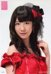 [중고] 포스터 (여성) 포스터 컬렉션 카시와기 유키 (빨간 드레스 / 버스트 업) [이치 반 쿠지 AKB48 ~ 크리스마스 선물 ~] 구매자 특전