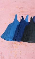 オーガニックを纏う　草木染めタンクトップ　藍染め/樹脂染め