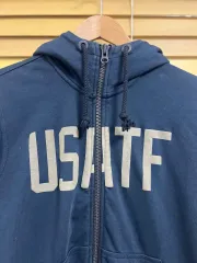 Nike(ナイキ） ユニセックス 黒 フード付きジップアップジャンパー M