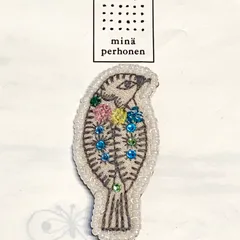 すみれ様 ⑨38ミナペルホネン ハンドメイド ブローチアクセサリー