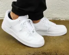 ナイキエアフォース1高級レザーローカットスニーカー 早い者勝ち❗️