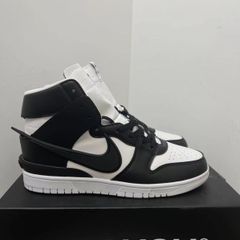 新品未使用 ナイキ AMBUSH x Nike Dunk Black スニーカー