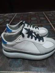 2025年最新】Onitsuka Tiger フラットシューズ・バレエシューズの人気