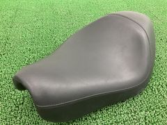XL883L シート ハーレー 純正 バイク 部品 スポーツスター 06年 破れ
