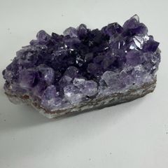 【E30740】 ウルグアイ産 アメシスト 天然石 鉱物 原石 パワーストーン 紫水晶 アメジスト