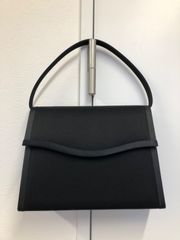 お受験】モントワ フォーマルハンドバッグ 黒 - メルカリ