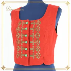 可愛い❤️３点　フォークダンス衣装　ベスト　スカート ベルト　グリーンベース 可愛い❤️3点 フォークダンス衣装 ベスト スカート ベルト