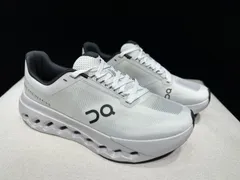 【中古】 On オン クラウドサーファー 28cm 2025年最新】クラウドサーファー 28の人気アイテム - メルカリ