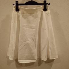 dazzlin　フレアスカート膝丈白スカート