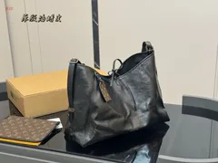 【今日特価】Louis Vuitton CarryAll Armpit Bag・ルイ・ヴィトン キャリーオール アームピットバッグ