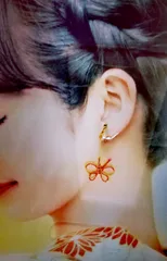 縁起の良い蝶のイヤリング 願が叶う叶結び バタフライ 二重 ピアス 揺れる可愛い