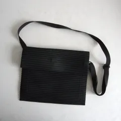 HOMME PLISSÉ オムプリッセ　イッセイミヤケ　ショルダーバッグ HOMME PLISSE ISSEY MIYAKE｜SHOULDER BAGS (UTILITY BAG (H