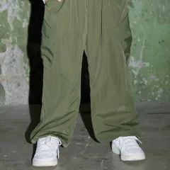 新品未使用 子供服 PAIRMANON STREET ペアマノンストリート パラシュートパンツ ナイロンカーゴパンツ カーキ 110〜160