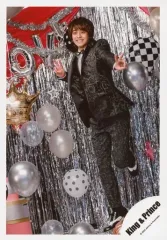 【中古】生写真(ジャニーズ) King ＆ Prince/高橋海人/全身・衣装黒.白・両手ピース・風船/アルバム「L＆」MV＆ジャケ写オフショット/公式生写真