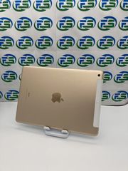 iPad 第5世代 32GB ゴールド セルラーモデル 本体 87%バッテリー 充電器付き SIMフリー