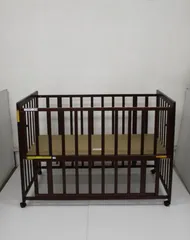 新品未使用 ヤトミ Happiness  ベビーベッド ソル BR401LB 新品未使用 ヤトミ Happiness ベビーベッド ソル BR401LB - メルカリ
