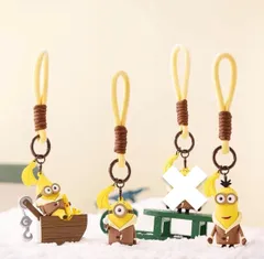 【新品未使用タグ付き】【日本未発売 】 　ミニオンズ　　キーホルダー　3点セット　冬バージョン