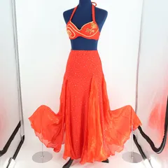 【ベリーダンス用 オリエンタル衣装】レッド スパンコール スリット 真っ赤 ゴールド ラメ 花柄 レース 鮮やか 華やか 綺麗 上下 セット セットアップ トップス スカート エレガント 上品 綺麗 きれいめ レディース おしゃれ ダンス ダンスウェア 派手