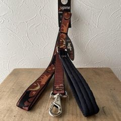 旧型ゲート式１２０cmリード　シャドウハンター柄　25ｍｍ幅　LUPINE　ルパイン　パッド付き　アメリカ製　軽量　丈夫