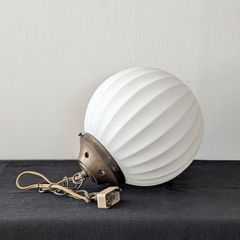 【送料無料】　WATTS　ペンダントランプ　ガラス照明　ディスプレイ　撮影小物　小道具　日本製　時代物　年代物　アンティーク　古道具