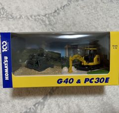 コマツ G40 & PC30E ミニカーセット 1:72 - メルカリ