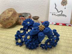 emi takazawa 刺繍花 コサージュ ブルー アッシュペーフランス - メルカリ