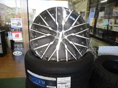 人気商品！！ TRANPATH アルファード ハリアー 245/40R20 トーヨー