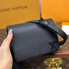 可愛いLOUIS VUITTON ルイヴィトンメッセンジャーショルダーバッグ