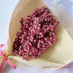 専用＊ドイツトウヒ＆ペッパーベリー  ドライフラワースワッグ ドイツトウヒ＆ペッパーベリー ドライフラワースワッグ スワッグ fu.wa