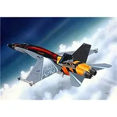 レベル/ドラゴン  1/144  F/A-18D  （完成品 3機） F/A-18E SUPER HORNET