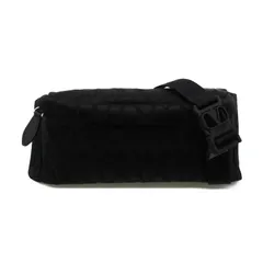 VALENTINO ボディーバッグ 極美品 関税負担なし☆VALENTINO スモールカーフスキンベルトバッグ