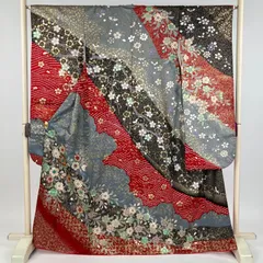 たんす屋 TANSU-YA 中古 リユース着物 振袖 黒色 赤色 フォーマル 染め 金銀彩 慶長文様 袷 絹 未洗い 【身丈】158.5cm【裄丈】65.5cm MS3602