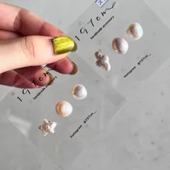 【No.648】つやつや3粒セット淡水パールのイヤリング/ピアス　ホワイトクロス