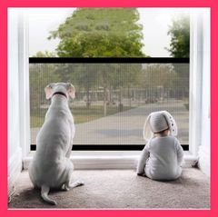 【スタッフおすすめ！】ペットフェンス 犬 猫脱走防止フェンス ベビーゲート ペットゲート 犬 ゲート 柵 ペット 室内 侵入防止 ペットガード 間仕切り 隔離ネット ペット用品 多用途 魔法ドア 安全保護 90*70CM【Poiquks】