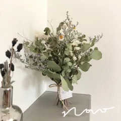 ブルーファンタジアとユーカリ　白い花のドライフラワーブーケ