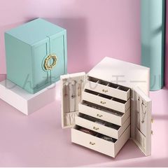 Item thumbnail for item ad5f2c2c-ea34-49f2-b607-46749e5b6156