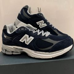 ニューバランス 2002R ゴアテックス "エクリプス"ネイビーのユニセックススポーツシューズ New Balance 2002R GORE-TEX "Eclipse"