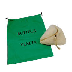 BOTTEGA VENETA  ボッテガヴェネタ ストラップ リストレット付き シアリングポーチ トライアングル ファー 黄