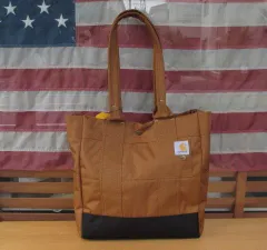 【ＳＡＬＥ】USAより入荷！アメリカ企画・ワークライン！普段使いに最適なワーク感溢れるカーハートのバッグ！CARHARTT（USA）VERICAL・SNAP・TOTE（ブラウン）